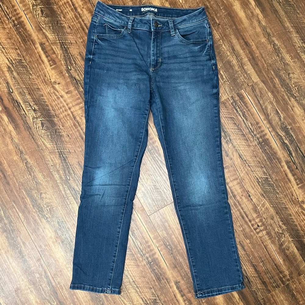 Sonoma Women’s Straight Jeans, Size 6S